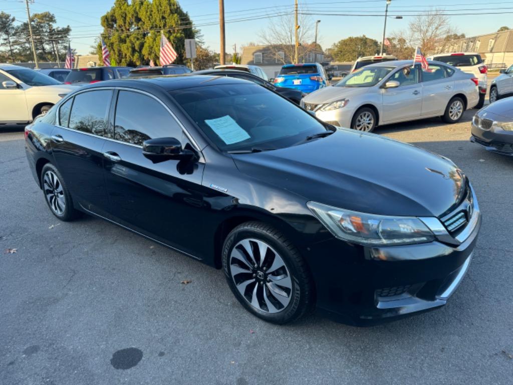 2015 Honda Accord Hybrid EX-L's photo